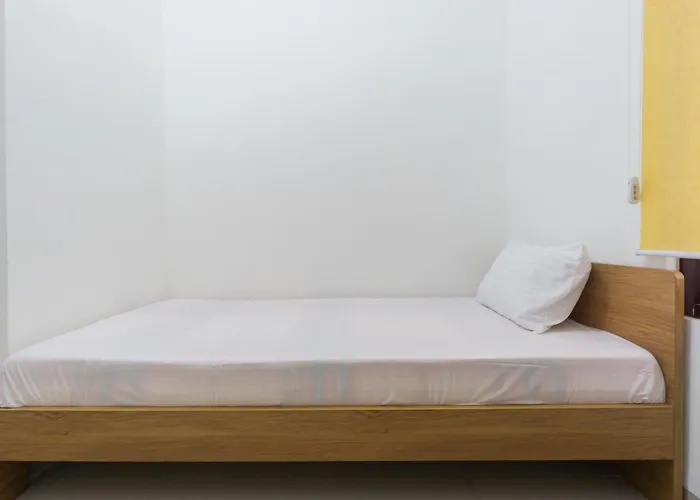 Budget Single Room